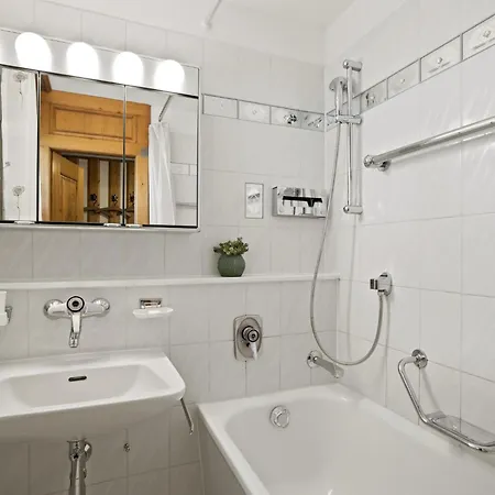 Nr-58 Haus Ladina By Interhome شقة لينتسرهايدي